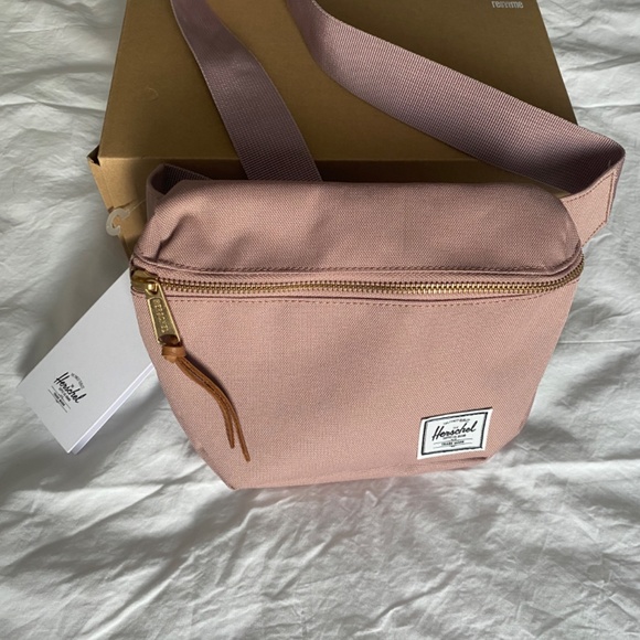 NWT Hershel Fifteen Hip Pack Rose Ash - Picture 4 of 4